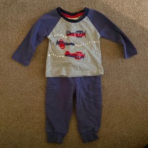 6 months plane outfit